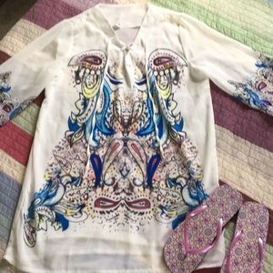 Sheer tunic size L beautiful print